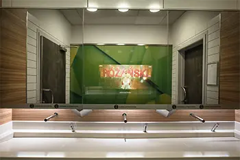 wizualizacja reklamy na lustrze reklamowym WiseGlass w Rybniku